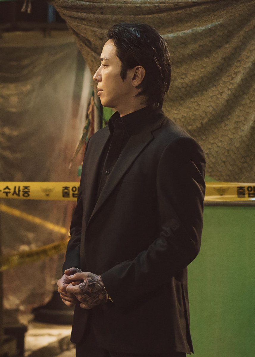 Behind-the-scenes cut of Jung Yonghwa
