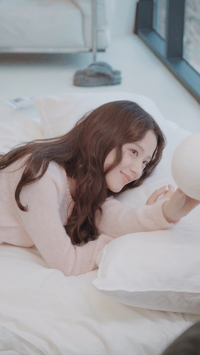 Representative background image loved by Jisoo (1995) fandom