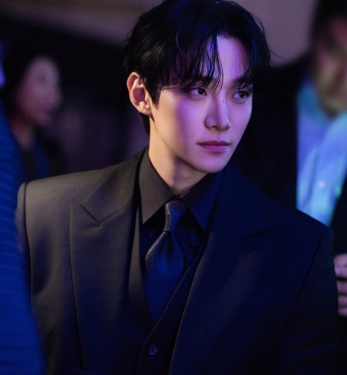 イ・ジュノの最近の活動ショット