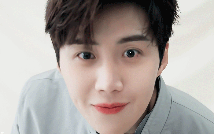 A moment captured by a fan of Kim Seonho