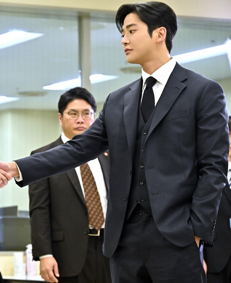 로운 최근 활동샷