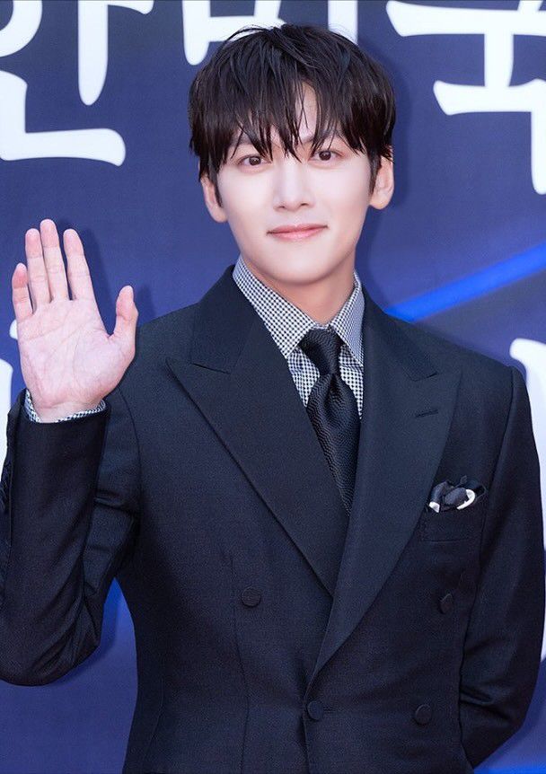 A moment captured by a fan of Ji Changwook