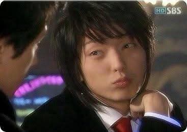 Behind-the-scenes cut of Lee Joongi