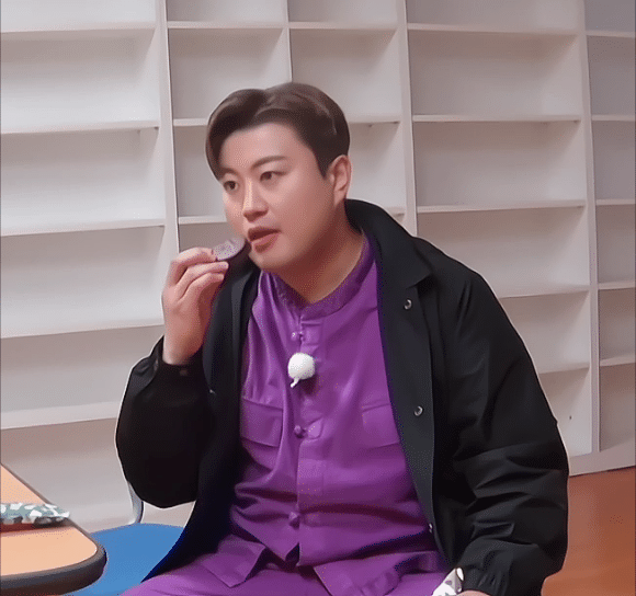 Recent activity shot of Kim Hojoong