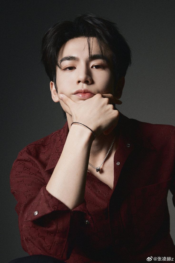 Recent activity shot of Zhang Linghe