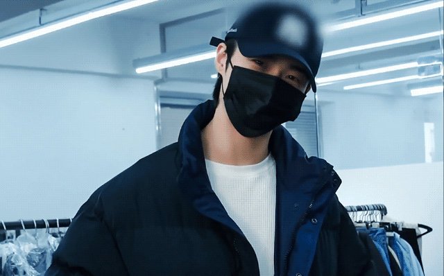 Latest photo of Byeon Wooseok