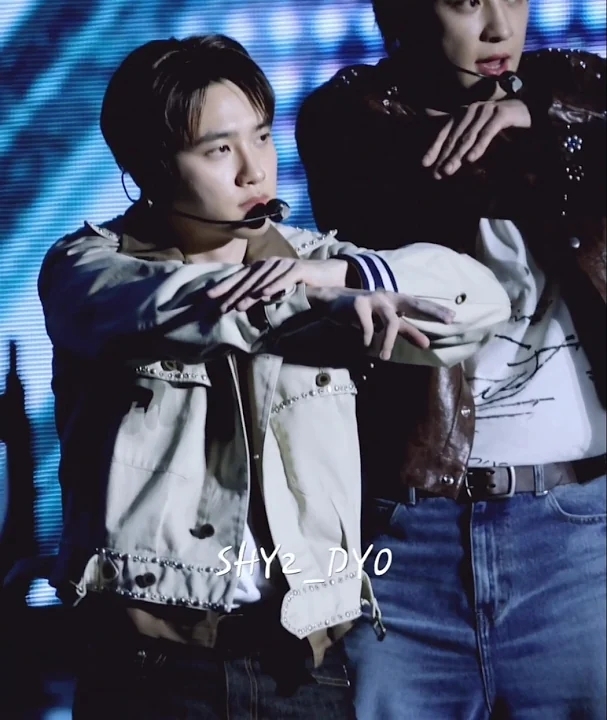 도경수 (디오) 최근 활동샷