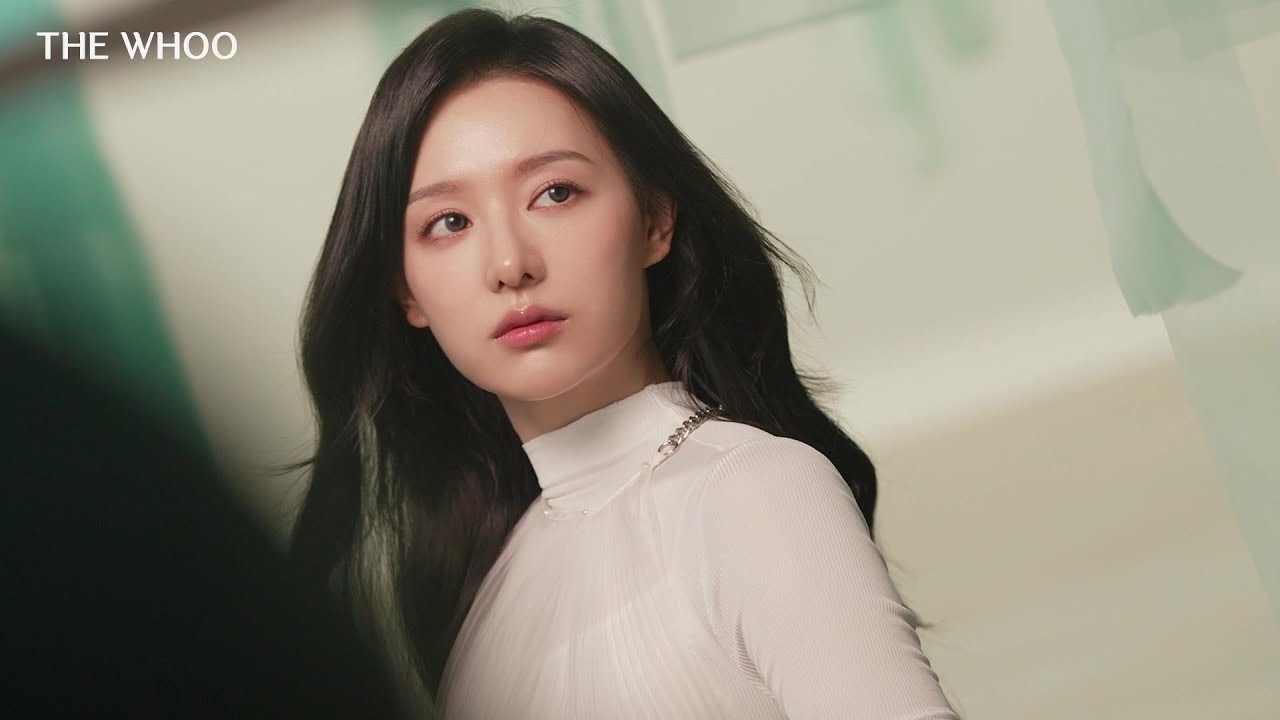 A moment captured by a fan of Kim Jiwon