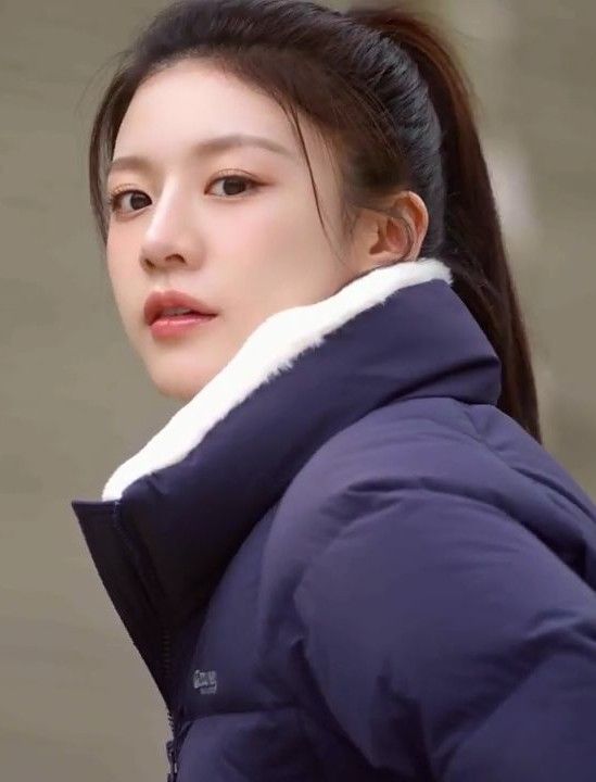 Latest photo of Go Younjung