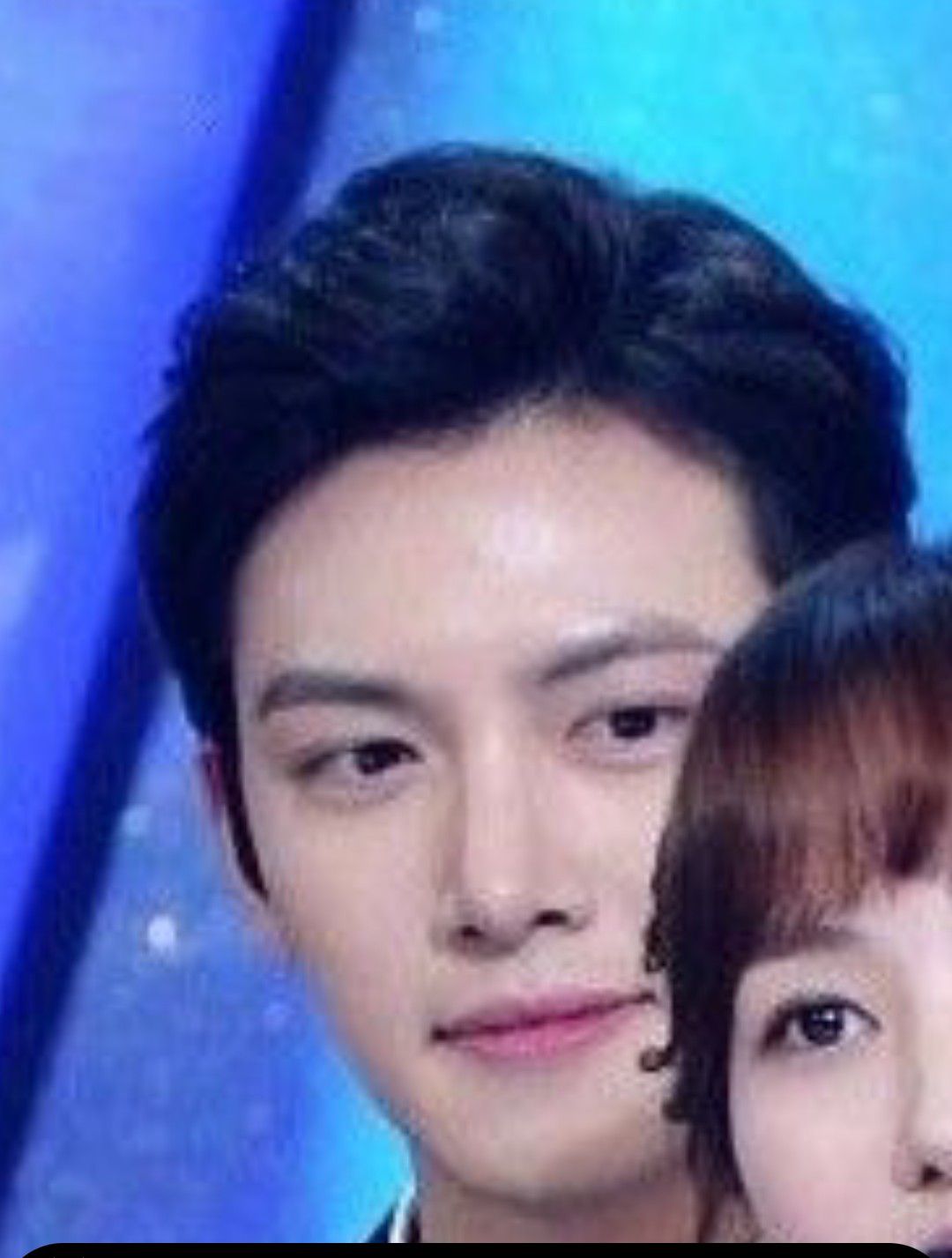 粉絲拍下的池昌旭瞬間