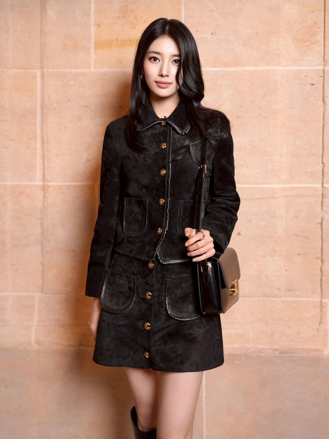 Latest photo of Bae Suzy