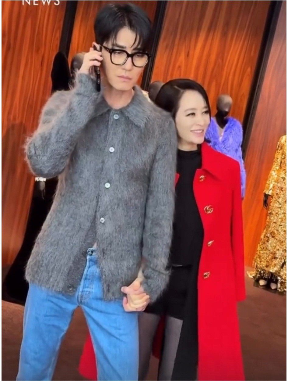 Latest photo of Kim Hyesoo