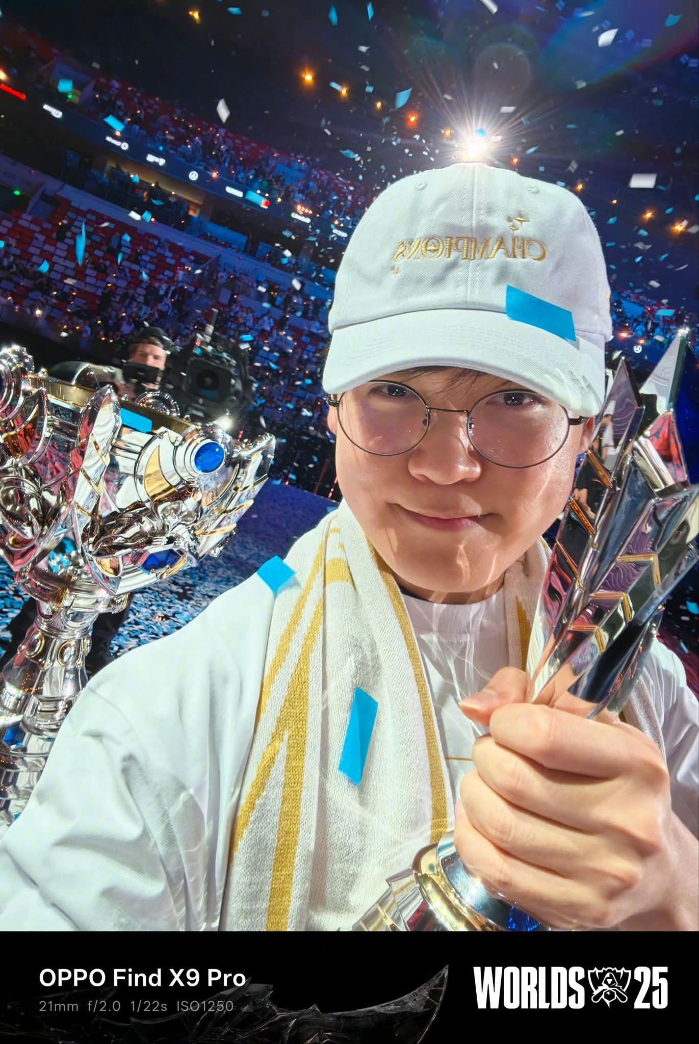 Gumayusi的幕後花絮