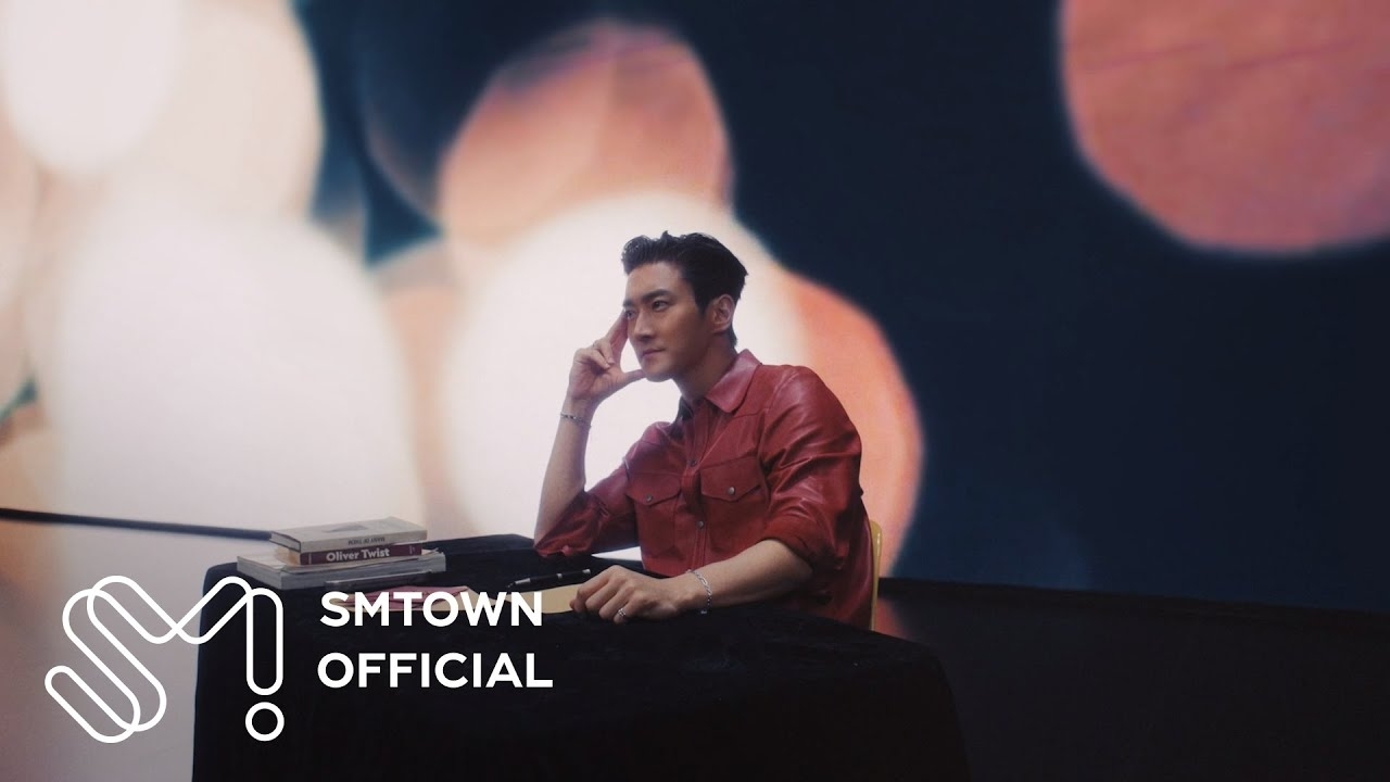 Recent activity shot of Choi Siwon