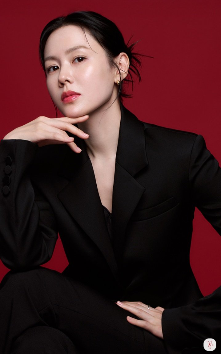 Latest photo of Son Yejin