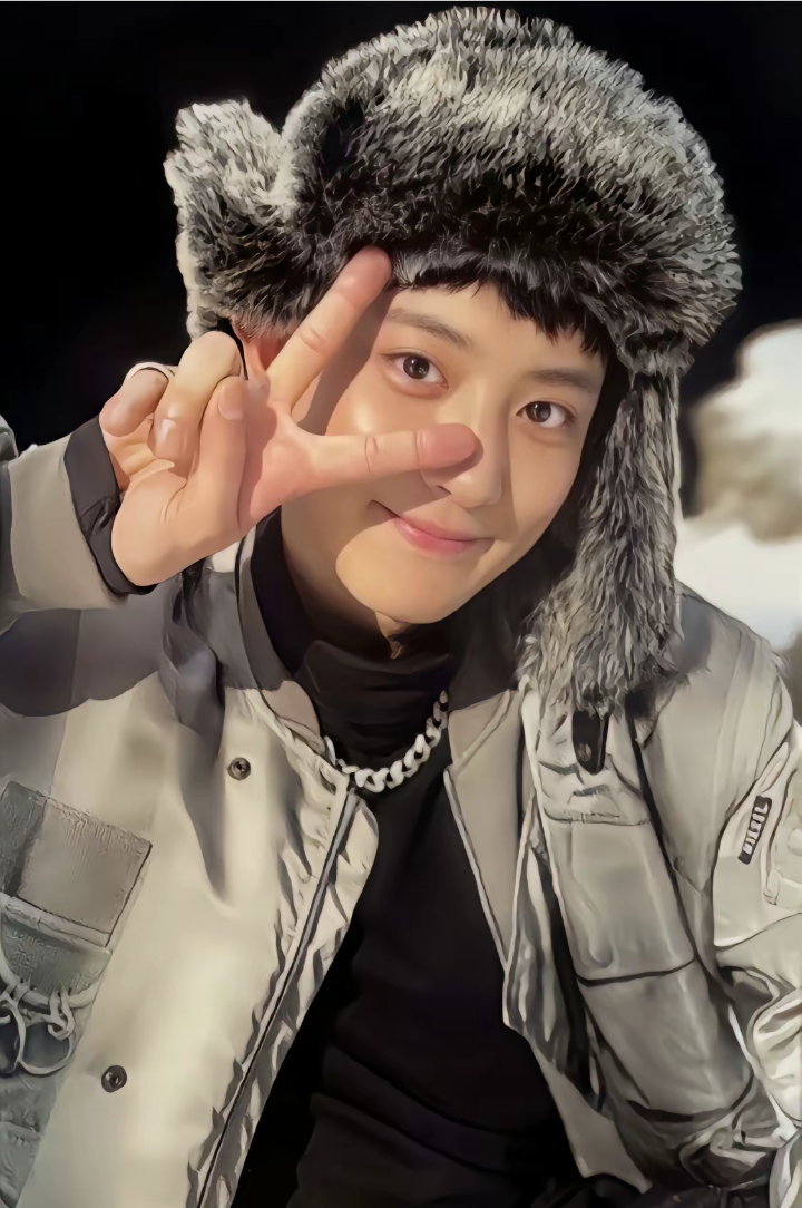 Behind-the-scenes cut of Chanyeol