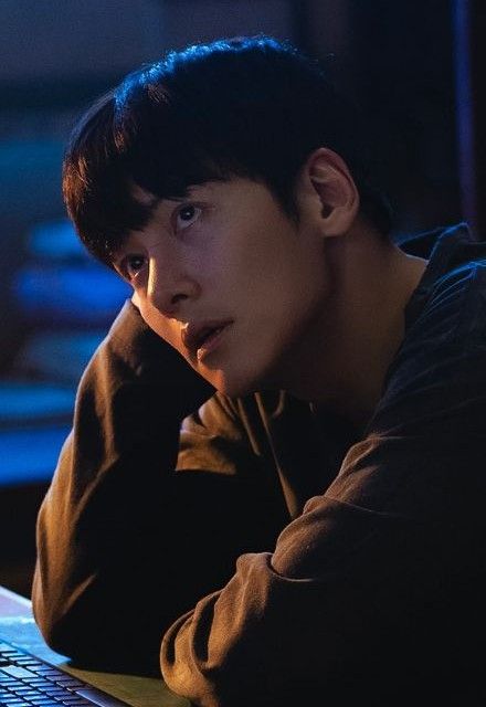 粉絲拍下的池昌旭瞬間