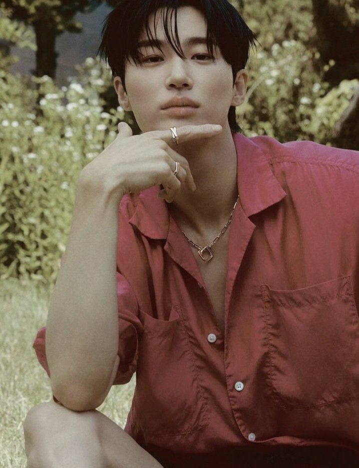 Recent activity shot of Byeon Wooseok