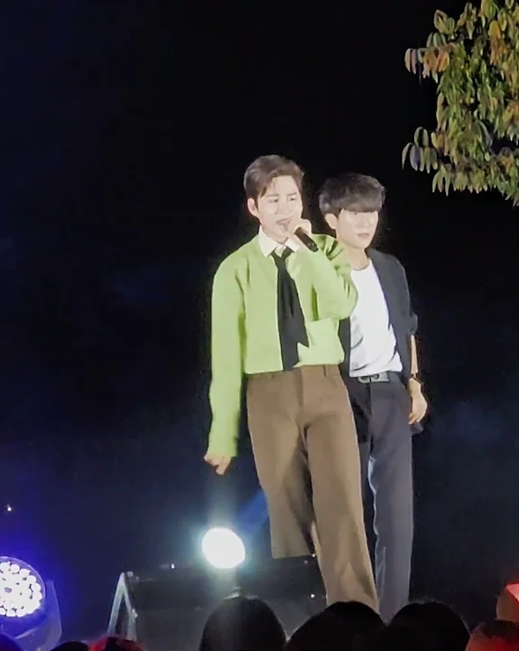 金熙栽的最新照片