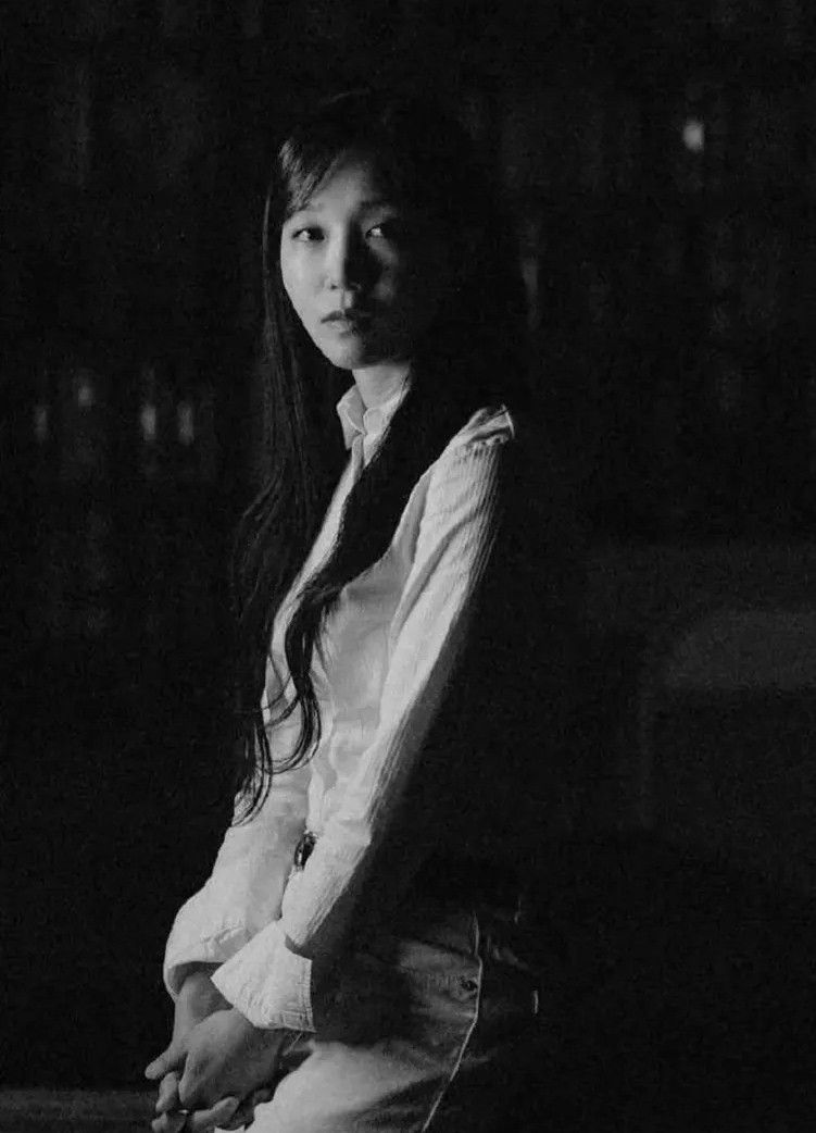 Behind-the-scenes cut of Jung Eunji