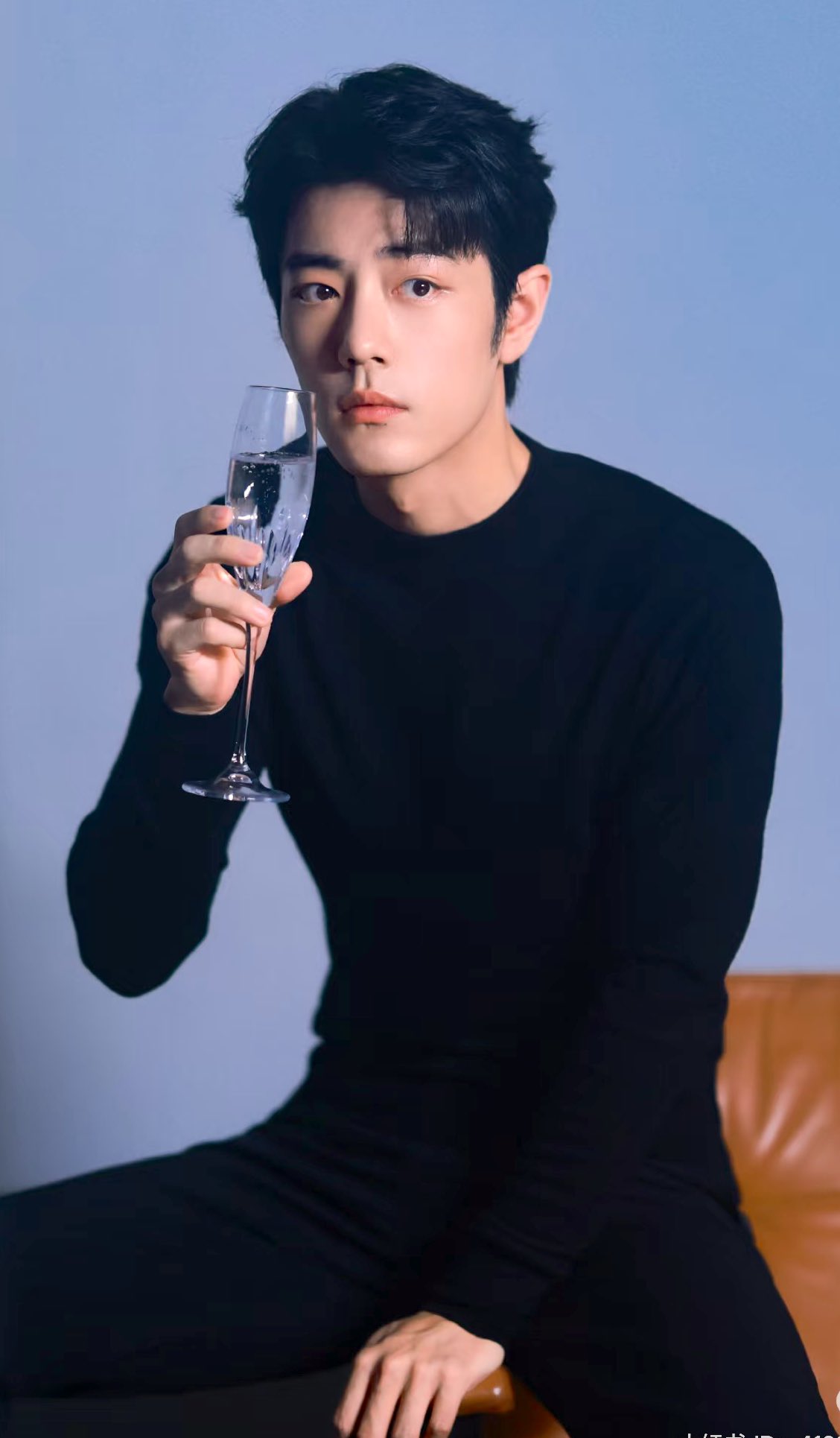 Wallpaper emosional yang dibagikan penggemar untuk Xiao Zhan