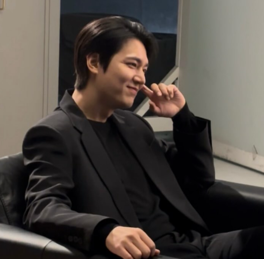 이민호 최근 활동샷