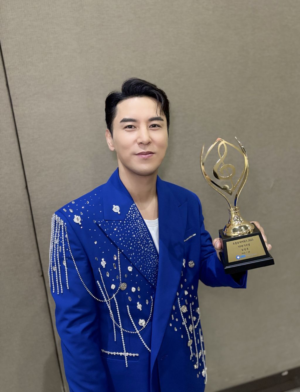 チャン・ミンホの最近の活動ショット