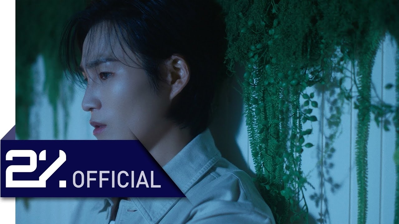 Behind-the-scenes cut of Kim Heejae