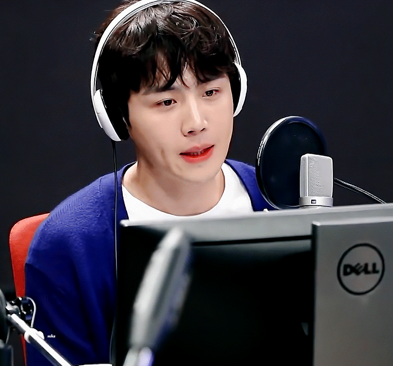 Behind-the-scenes cut of Kim Seonho