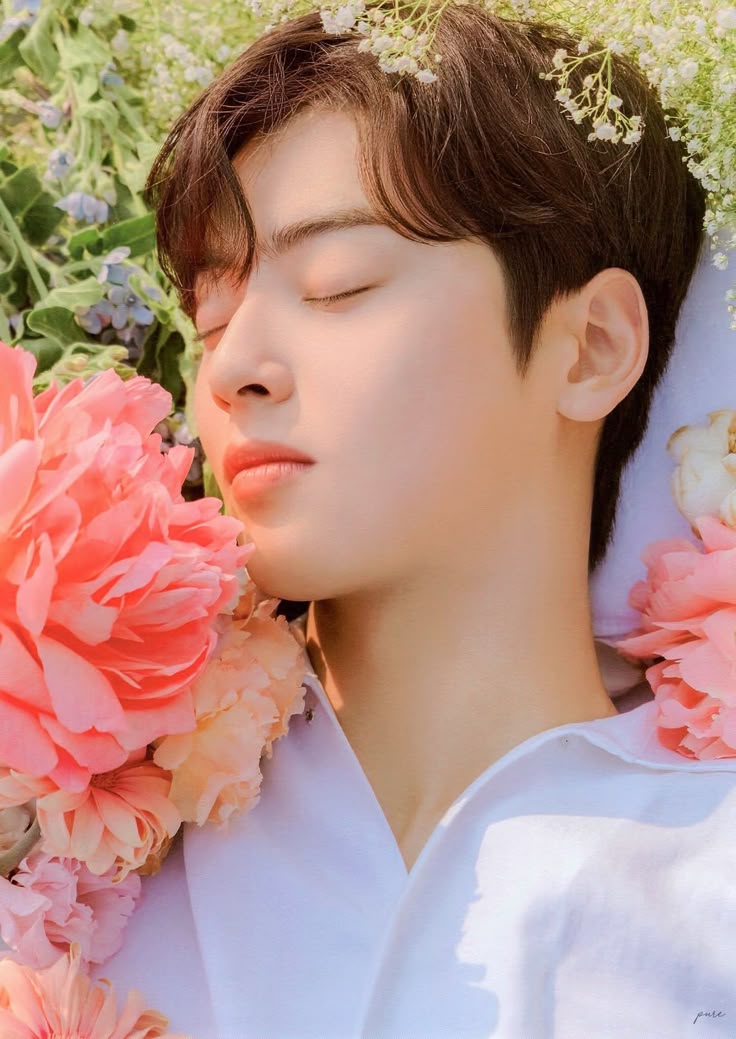 A moment captured by a fan of Cha Eunwoo