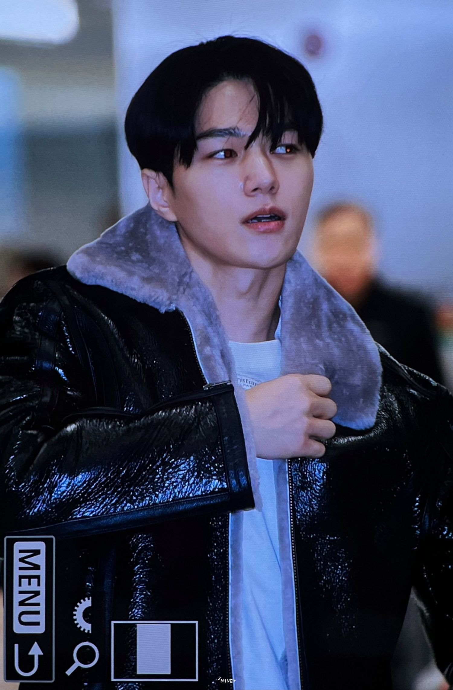 Latest photo of Kim Myungsoo (L)