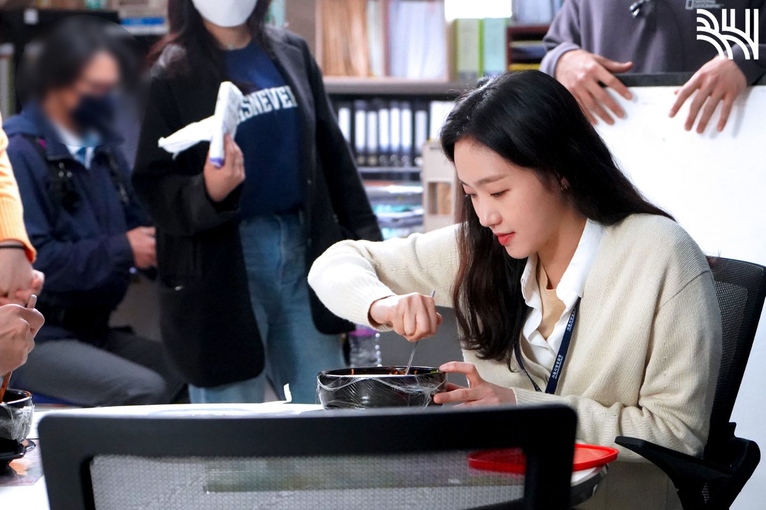 キム・ゴウンの最近の活動ショット