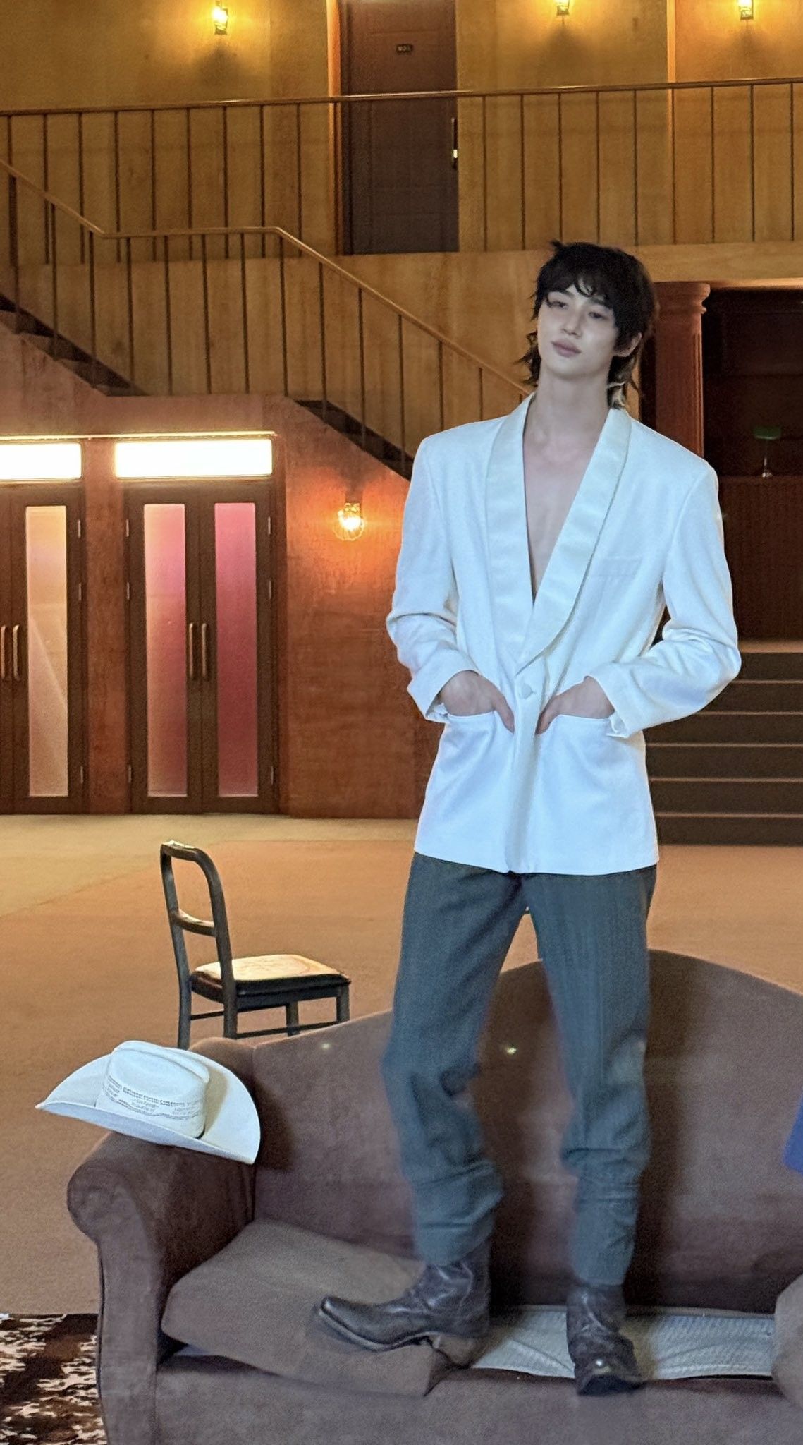 Emotional wallpaper shared by fans for Byeon Wooseok
