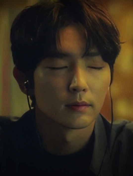 Latest photo of Lee Joongi