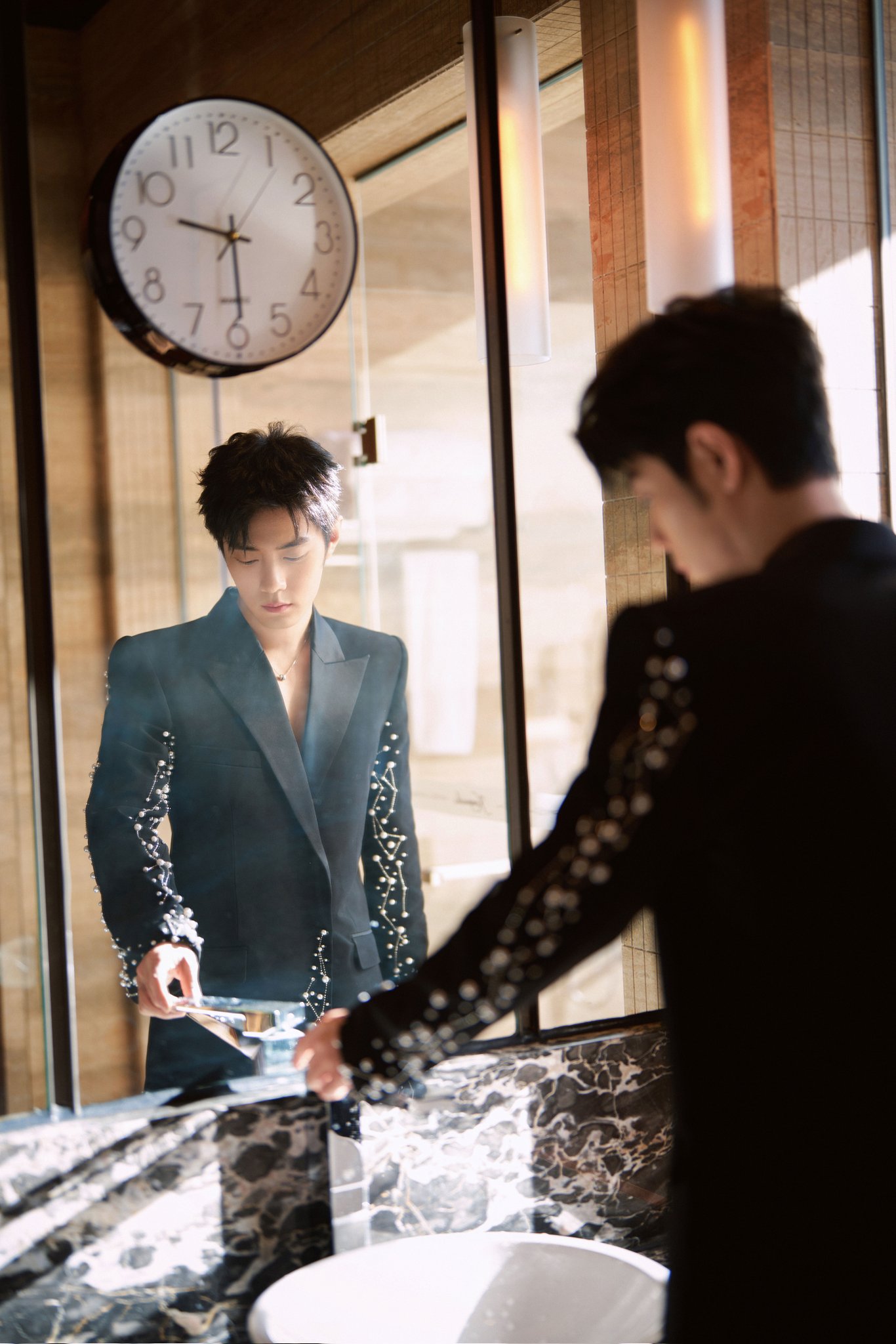 Behind-the-scenes cut of Xiao Zhan