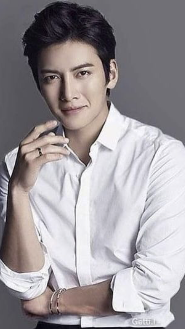 Today's popular wallpaper in Ji Changwook community
