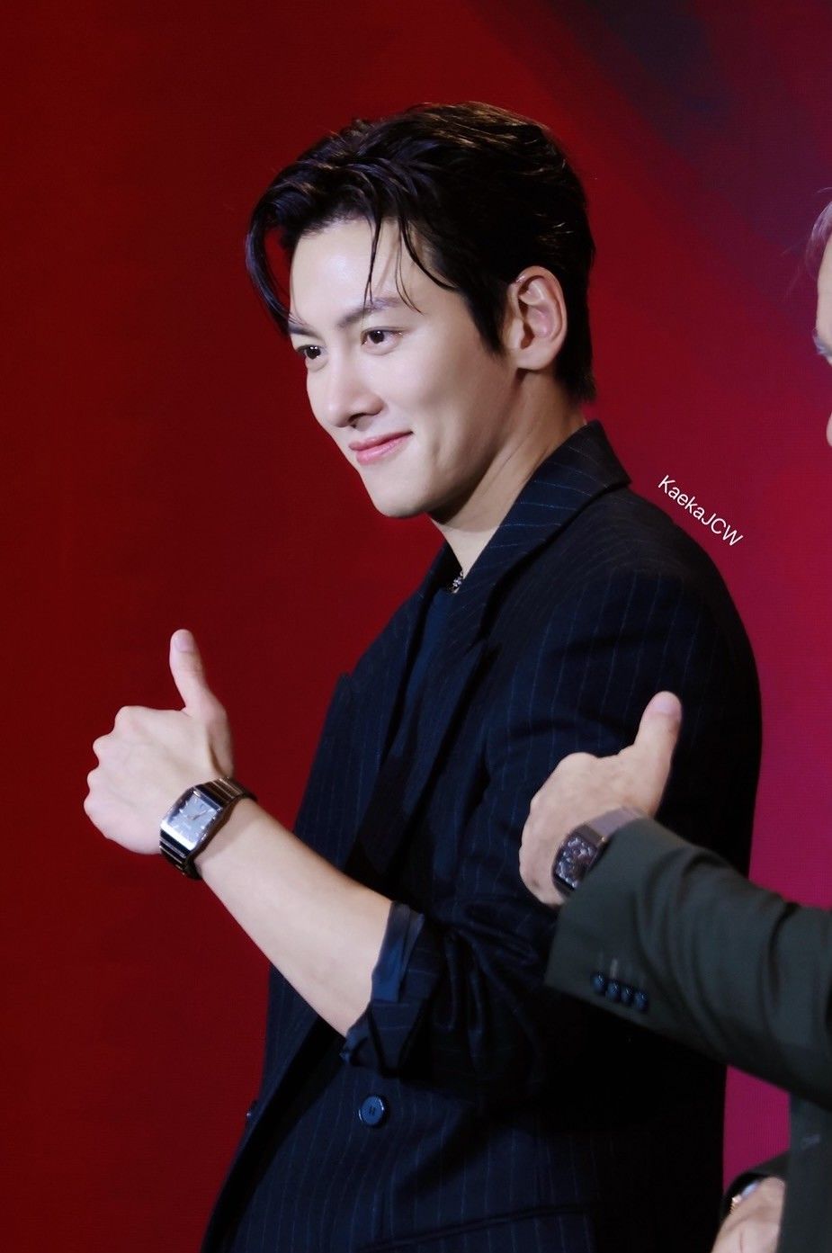 Behind-the-scenes cut of Ji Changwook