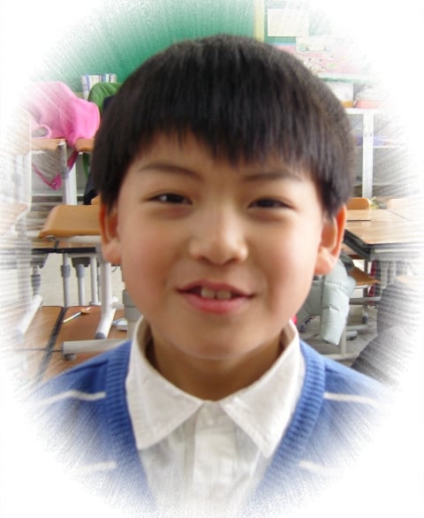 Latest photo of Gumayusi