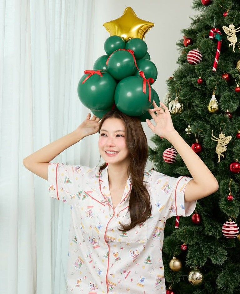 Behind-the-scenes cut of Namtan Tipnaree Weerawatnodom