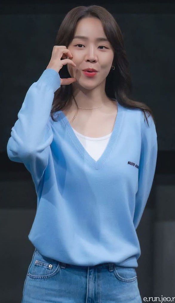 Recent activity shot of Shin Haesun