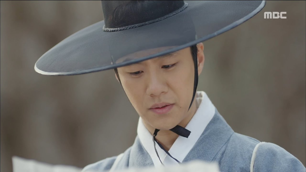 Recent activity shot of Yoon Kyunsang