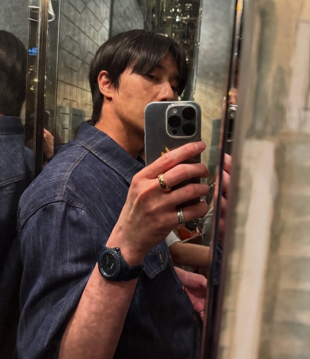 Recent activity shot of Park Seojoon