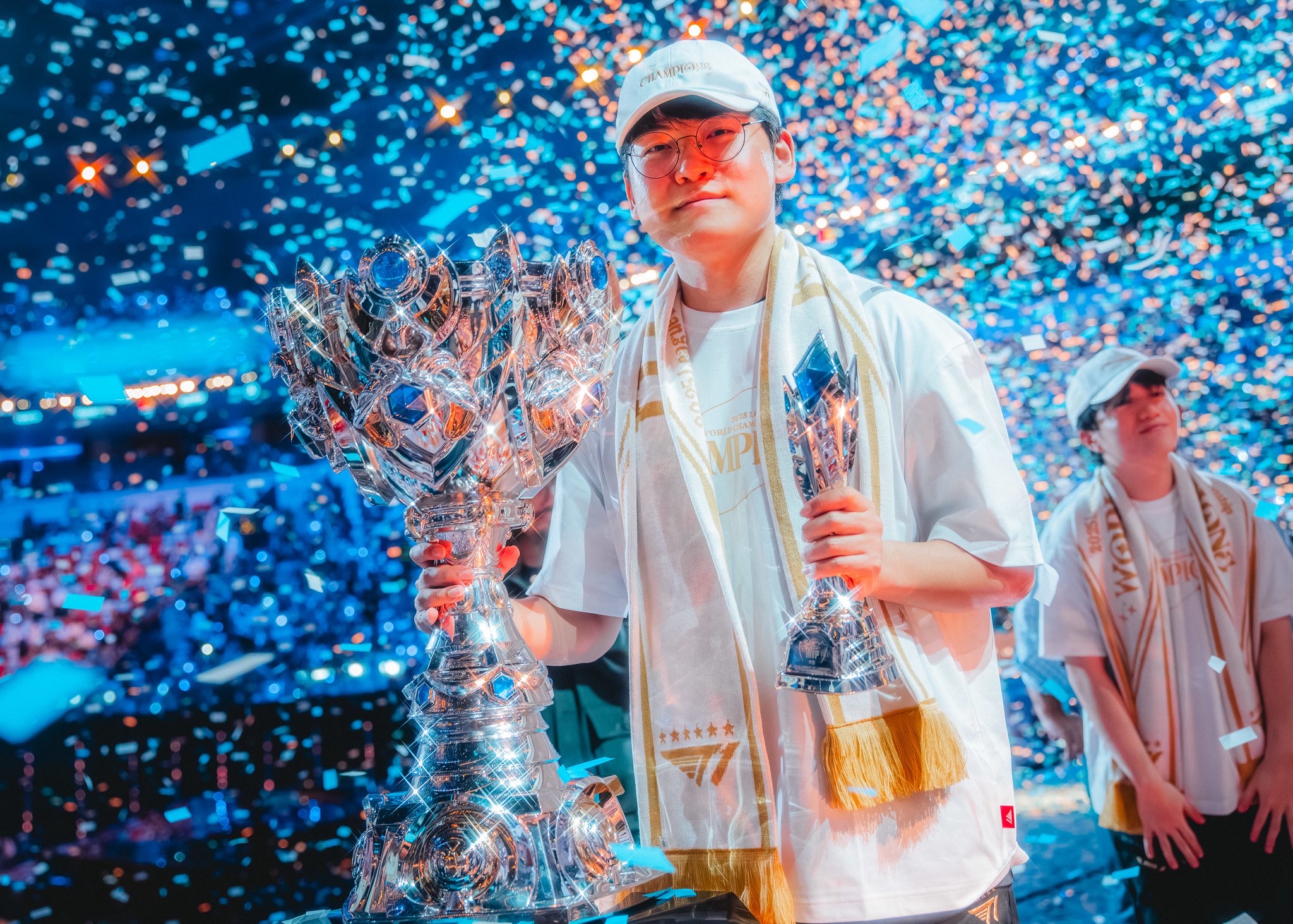 Foto terbaru dari Gumayusi