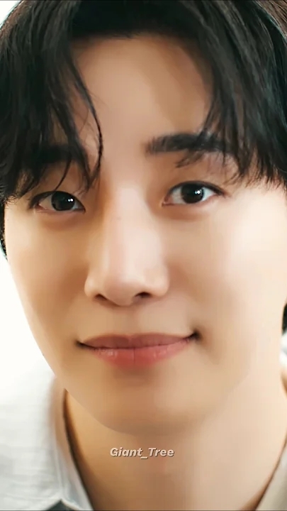 이준호 커뮤니티에서 인기있는 오늘의 배경화면