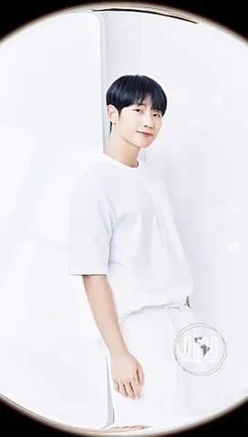 Recent activity shot of Jung Haein