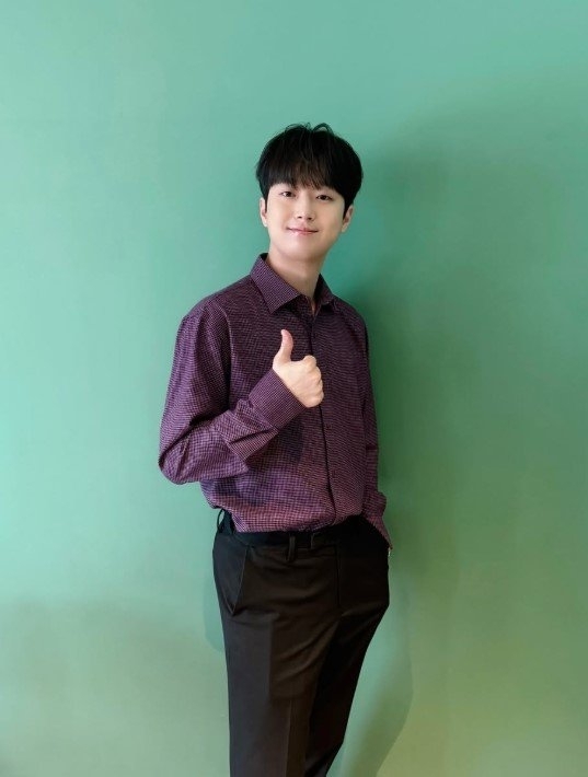 李灿元的幕后花絮