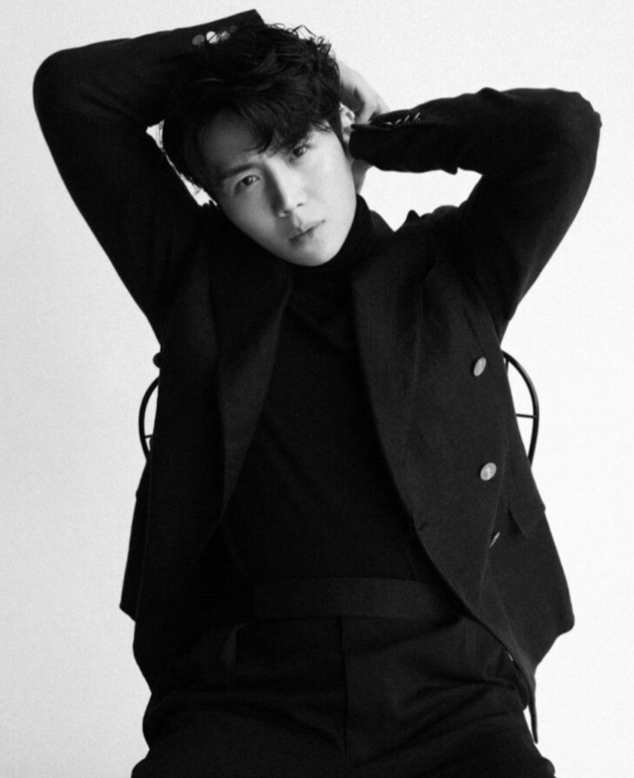 Behind-the-scenes cut of Kim Seonho