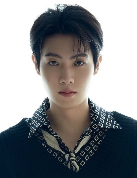 Recent activity shot of Son Taejin