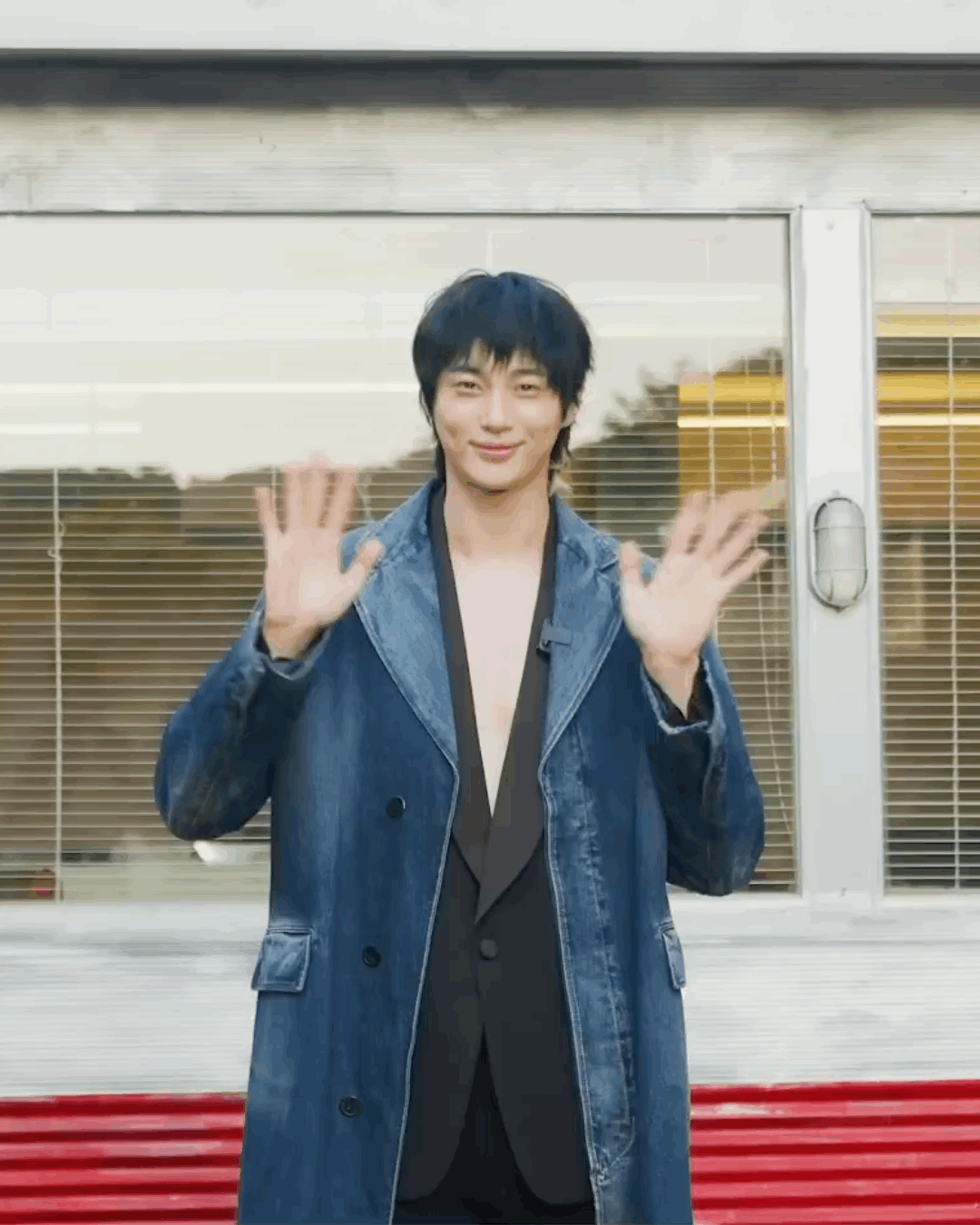 Recent activity shot of Byeon Wooseok
