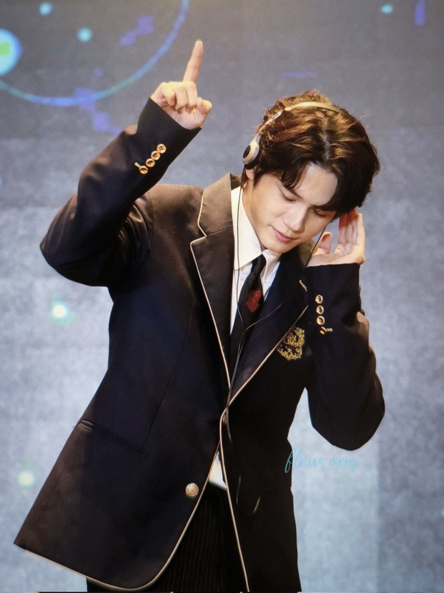 A moment captured by a fan of Ong Seongwu
